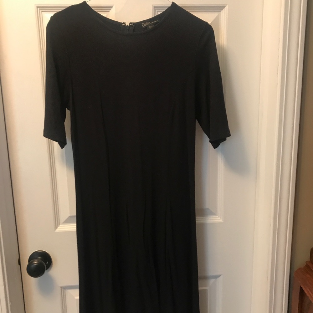 Dalia Fit and Flare Swing Dress - Black - Small